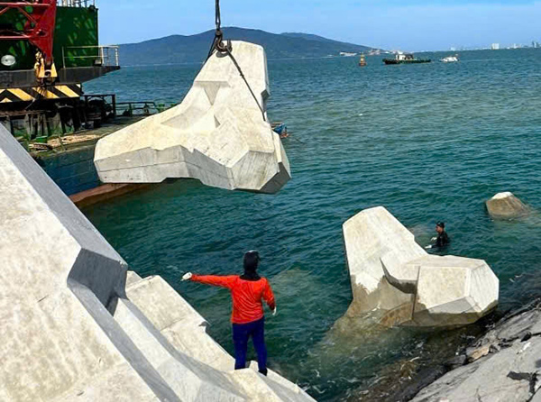 Công trình thi công cơ sở hạ tầng dùng chung bến cảng Liên Chiểu (Đà Nẵng) phấn đấu hoàn thành tháng 11/2025.