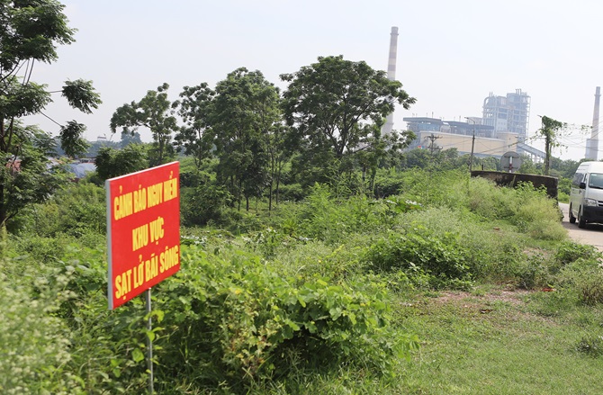 Cảnh báo sạt lở tại tuyến đê tả Thương, phường Bắc Giang