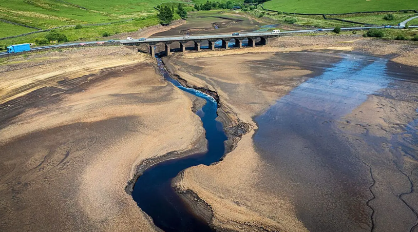 Nước Anh đang trải qua đợt hạn hán nghiêm trọng