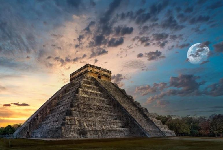 Bằng chứng hang động mới cho thấy người Maya đã phải chịu đựng một đợt hạn hán tàn khốc kéo dài 13 năm, giúp giải thích lý do tại sao các thành phố từng thịnh vượng của họ lại suy tàn. Nguồn: Shutterstock