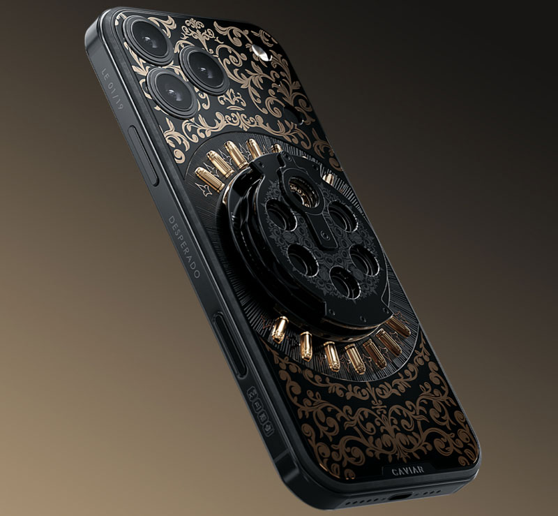 Chiếc ốp lưng Russian Roulette dành cho iPhone 17 Pro Max.