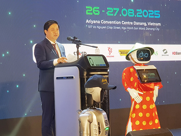 Chủ tịch UBND TP Đà Nẵng Lương Nguyễn Minh Triết phát biểu tại HorecFex Việt Nam 2025.