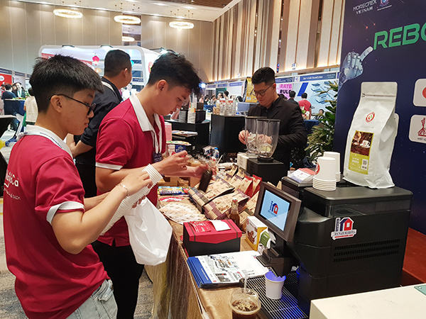 Những công nghệ mới trong lĩnh vực dịch vụ ẩm thực được giới thiệu tại HorecFex Việt Nam 2025.