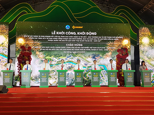 Thực hiện nghi thức khởi động dự án.