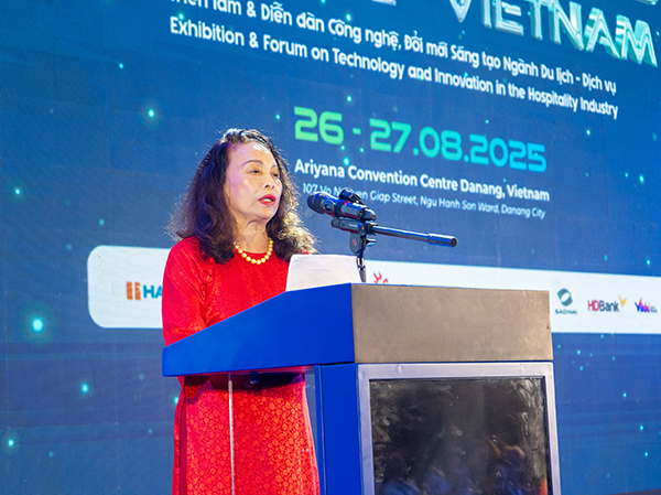 Bà Đỗ Hồng Xoan phát biểu tại Horecfex Việt Nam 2025.