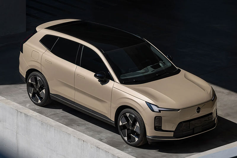 Volvo XC70 PHEV 2026.