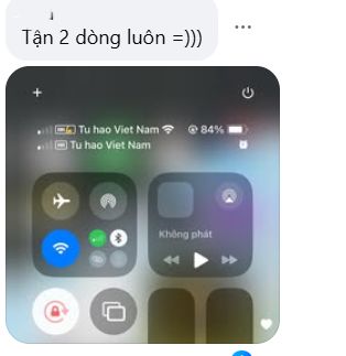 Nhiều bạn trẻ chia sẻ màn hình điện thoại có dòng chữ "Tự hào Việt Nam"