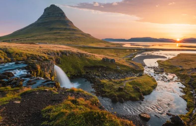 Iceland là quốc gia duy nhất không có muỗi. Nguồn ảnh: Marco Bottigelli/Getty.