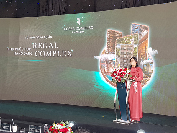 Phó Chủ tịch UBND TP Đà Nẵng Nguyễn Thị Anh Thi phát biểu tại lễ khởi công dự án Regal Complex.