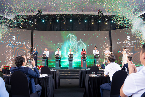 Dự án khu phức hợp hạng sang Regal Complex vừa được khởi công ngày 2/9 trên địa bàn phường Ngũ Hành Sơn (TP Đà Nẵng), giáp ranh tỉnh Quảng Nam cũ.