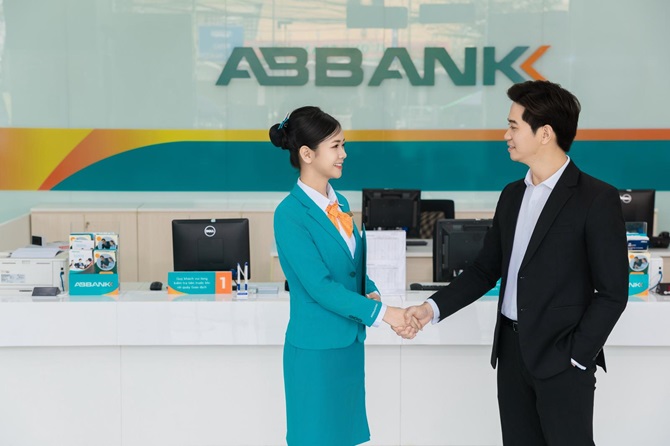 gói giải pháp được ABBANK thiết kế không chỉ để hỗ trợ doanh nghiệp tiếp cận nguồn vốn phù hợp, mà còn giúp tối ưu chi phí, chủ động dòng tiền và nâng cao năng lực cạnh tranh trong chuỗi cung ứng toàn cầu