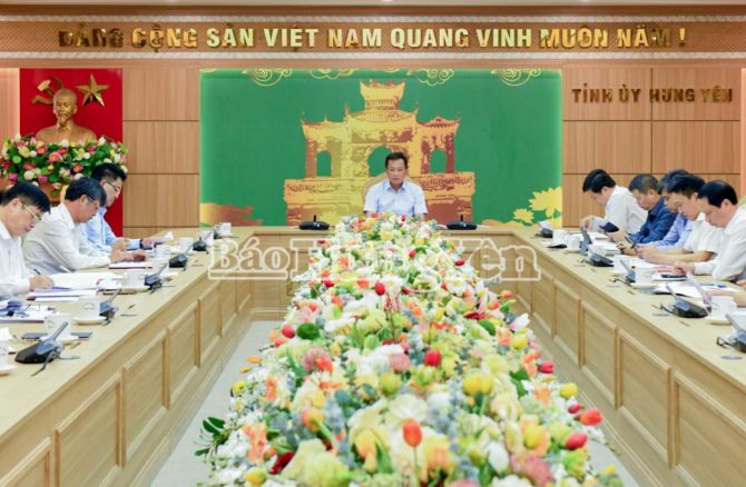 Quang cảnh buổi họp. Ánh: Báo Hưng Yên