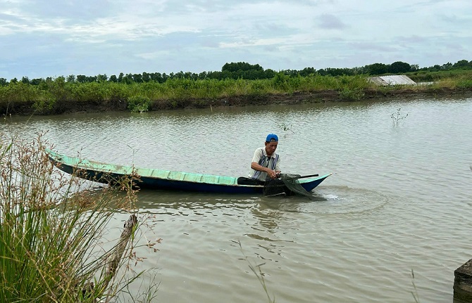 mô hình nuôi tôm quảng canh cải tiến của nông dân xã Gành Hào