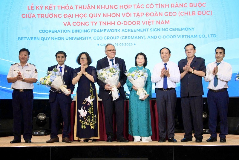 Tập đoàn GEO, Công ty TNHH O-DOOR Việt Nam và Trường Đại học Quy Nhơn ký kết hợp tác.