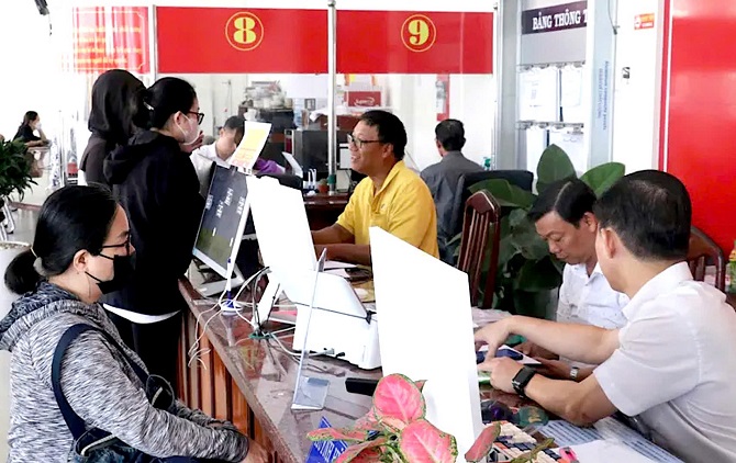 +ảnh 1: Hiện, 100% UBND xã, phường của Tây Ninh đã đưa vào vận hành hệ thống quản lý văn bản điện tử.