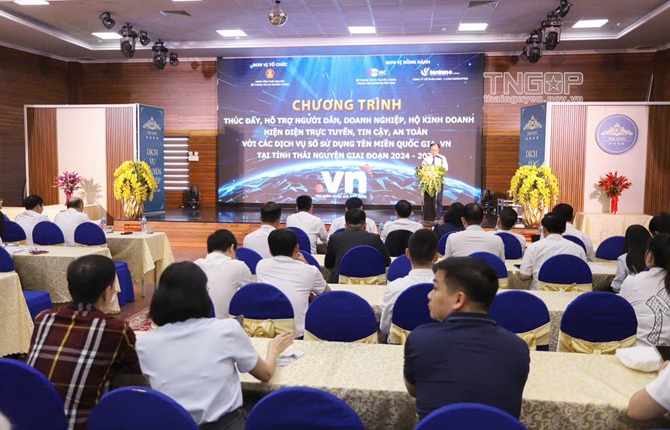 Lễ phát động Chương trình hiện diện trực tuyến với tên miền quốc gia ".vn" tại Thái Nguyên