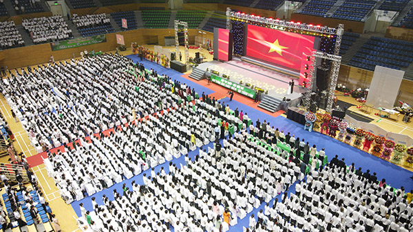 Lễ khai giảng năm học mới 2025 - 2026 của trường ĐH Đông Á được tổ chức trọng thể tại Cung Thể thao Tên Sơn (Đà Nẵng) ngày 24/9.