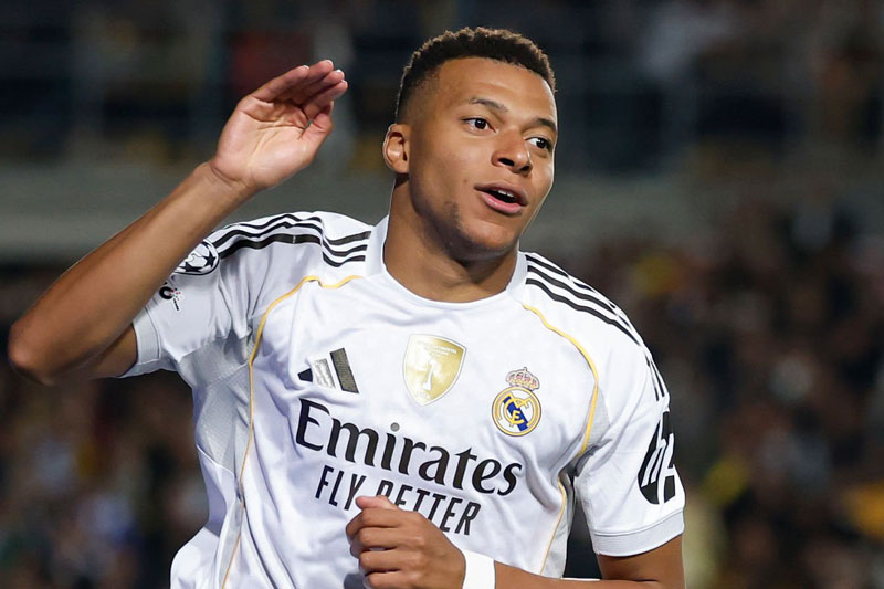 Top 10 cầu thủ lập nhiều hat-trick nhất Champions League: Mbappe bám đuổi Ronaldo và Messi 