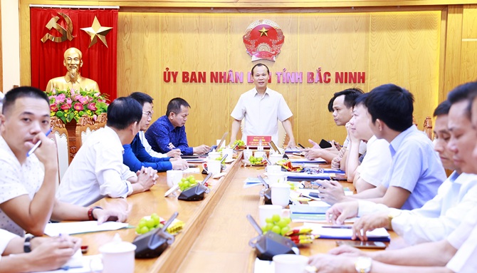 Quang cảnh buổi làm việc