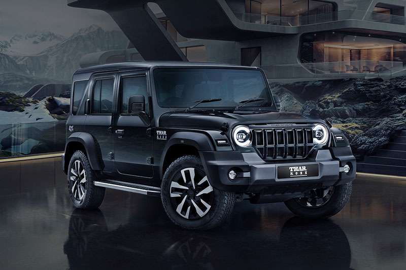Mahindra Thar Roxx.