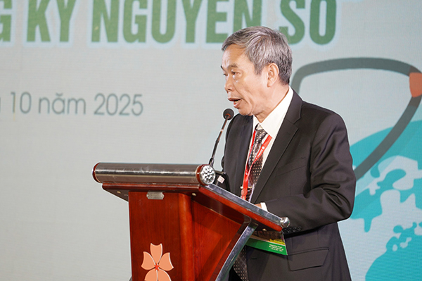 BS.CKII Lâm Tứ Trung phát biểu tại chương trình.