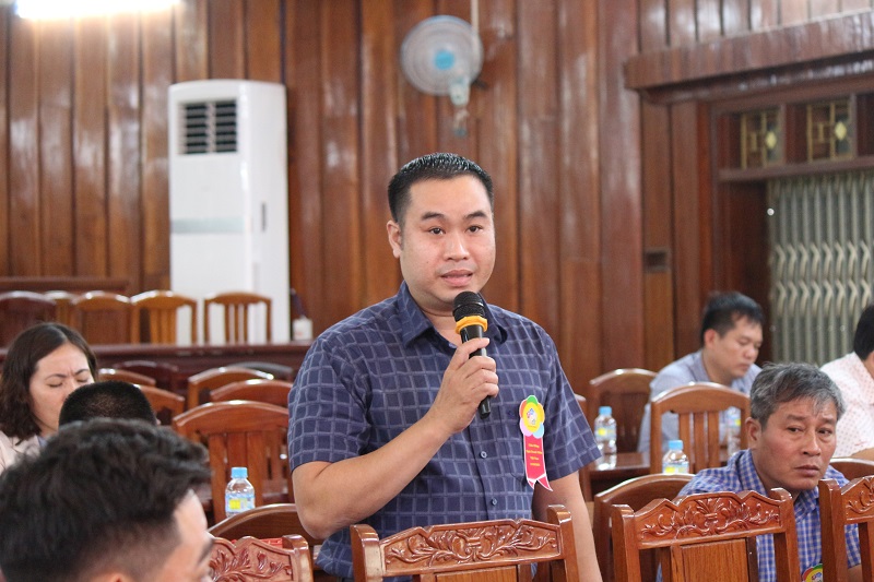 Đại diện Công ty Phú Tài - Diêu Trì nêu kiến nghị với lãnh đạo địa phương.