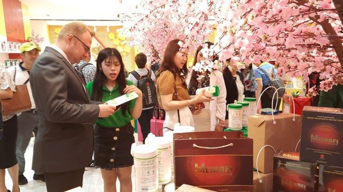 Nhà đầu tư tìm hiểu cơ hội đầu tư tại Thành phố Hồ Chí Minh