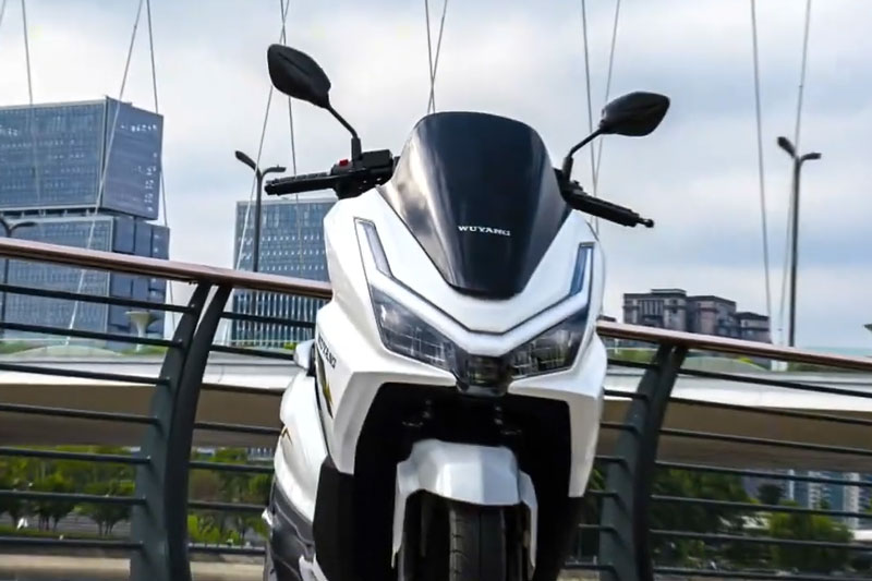 Xe tay ga 150cc, thiết kế giống Honda PCX, giá hơn 22 triệu đồng