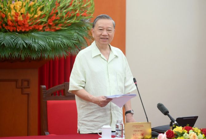 Tổng Bí thư Tô Lâm phát biểu chỉ đạo phiên họp. Ảnh: ĐĂNG KHOA 