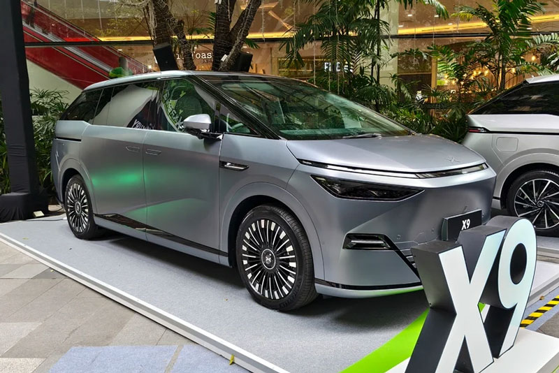 Xpeng X9 Luxury Special Color Edition.