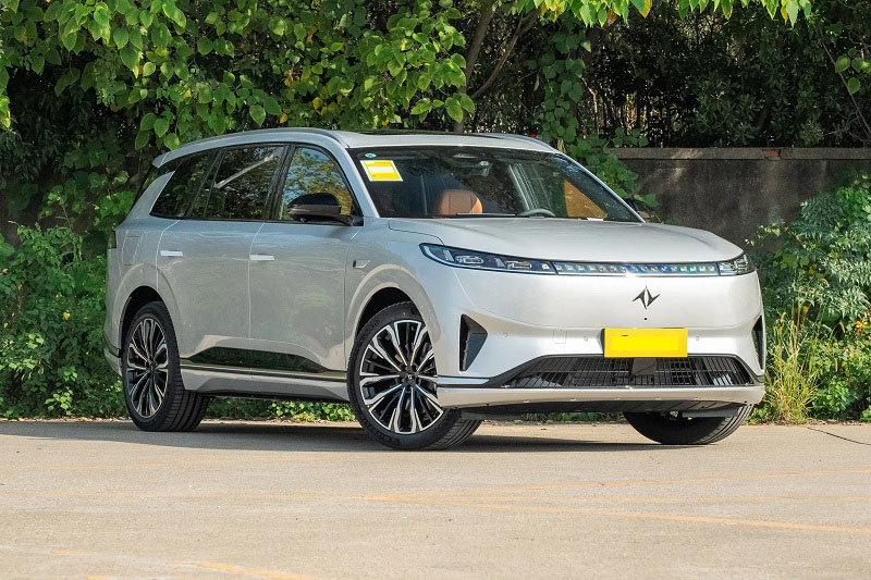 Dongfeng eπ 008 2026 biến thể 5 chỗ ngồi.