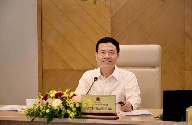 Bộ trưởng Bộ Khoa học và Công nghệ phát biểu tại Hội nghị.