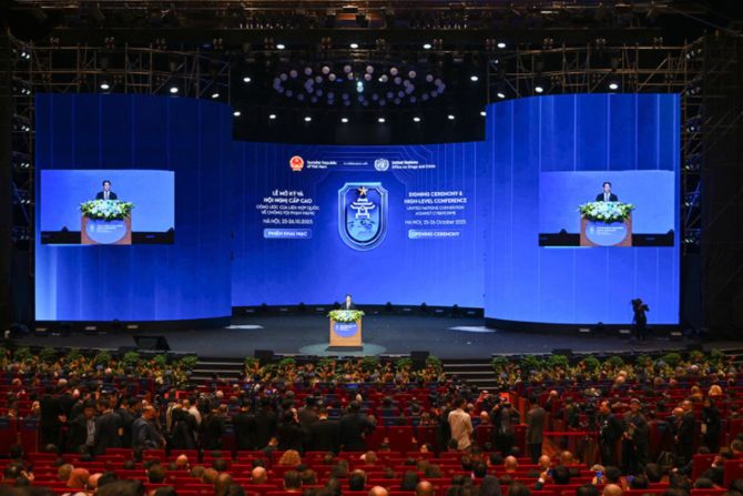 Toàn cảnh phiên khai mạc. (Ảnh: Thủy Nguyên)