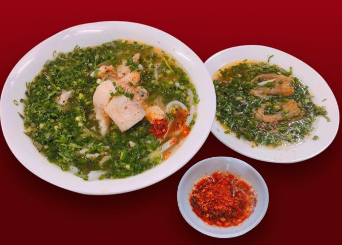 Món cháo ăn bằng đũa của Quảng Trị. Ảnh: Báo Người lao động