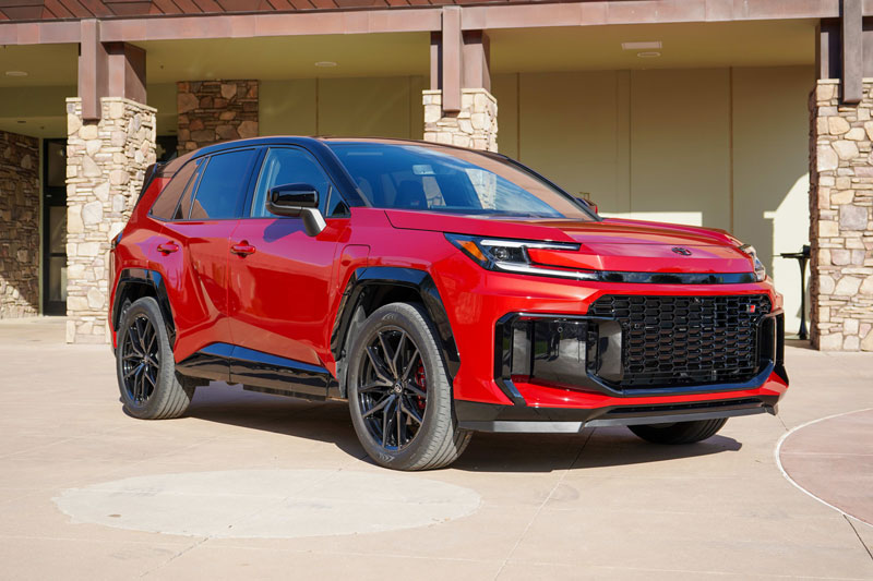 Toyota RAV4 GR Sport 2026.