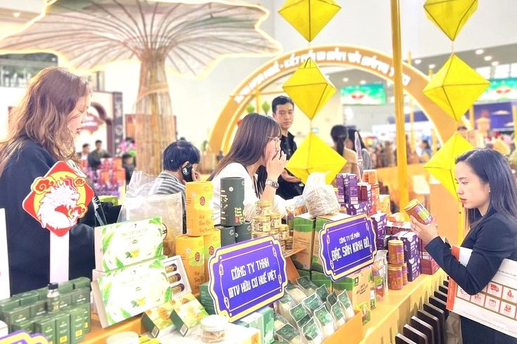 Ảnh: Huế ngày nay.