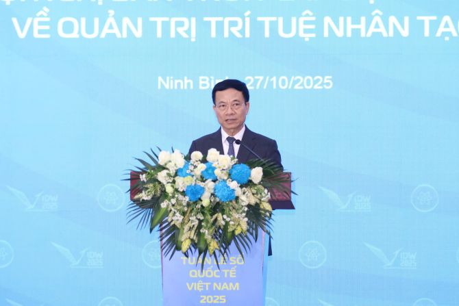 Bộ trưởng Bộ Khoa học và Công nghệ Nguyễn Mạnh Hùng phát biểu tại sự kiện.