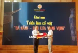 Bảo tàng Đà Nẵng tiếp nhận gần 100 cổ vật hiến tặng
