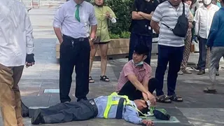 Kẻ đánh bảo vệ phố đi bộ Nguyễn Huệ vì ‘bênh chó’ đối diện mức án căng, bạn gái quốc tịch Mỹ thì sao?