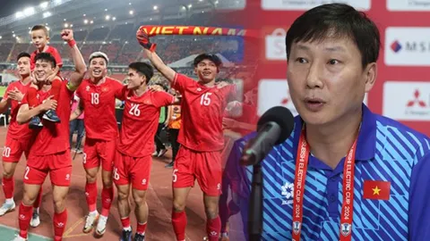 HLV Kim Sang-sik tặng món quà đặc biệt cho ĐT Việt Nam, tiết lộ đặc quyền hiếm có sau AFF Cup 2024