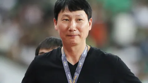 HLV Kim Sang-sik gây bất ngờ ở ĐT Việt Nam, quyết 'gieo sầu' cho Thái Lan tại giải Đông Nam Á