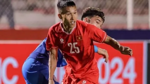 'Trò cưng' HLV Kim Sang-sik chính thức bị gạch tên, 'công thần' ĐT Việt Nam thừa nhận một điều