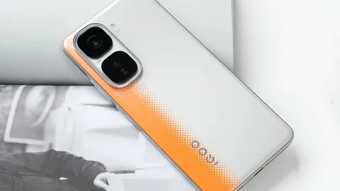 Smartphone chip Dimensity 9400, RAM 16GB, pin 6.100mAh, sạc 120W, giá rẻ bất ngờ