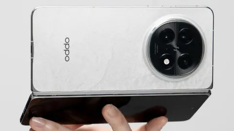 Trên tay Oppo Find N5, đối thủ đáng gờm của Samsung Galaxy Z Fold6 5G