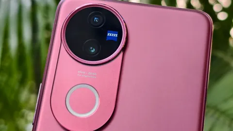 Smartphone chống nước, chip Snapdragon 7 Gen 3, RAM 12GB pin 6.000mAh, sạc 90W, giá hấp dẫn