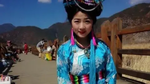 Bộ tộc kỳ lạ nhất Trung Quốc: Phụ nữ không bao giờ kết hôn mà lại dùng cách này để nối dõi tông đường