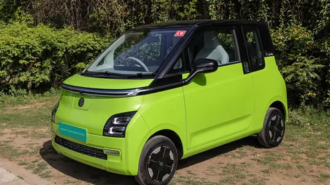 Xe điện mini di chuyển 230 km/lần sạc, giá chỉ ngang Honda SH 350i