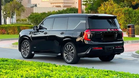 SUV công suất 431 mã lực, nội thất hiện đại, giá 2,4 tỷ đồng, so kè cùng Toyota Land Cruiser