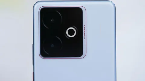 Smartphone màn hình 144Hz, độ sáng chống nước, hip Dimensity 9400+, RAM 16 GB, pin 7.200mAh, giá bằng nửa Samsung Galaxy S25 