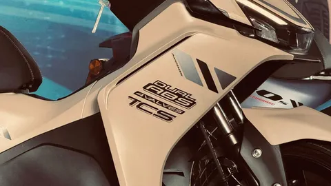 Đối thủ của Honda Air Blade 160: Phanh ABS 2 kênh, TCS, giá hơn 48 triệu 